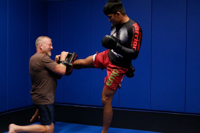 Jagoan MMA Indonesia Jeka Saragih Siap tempur di semifinal road to UFC