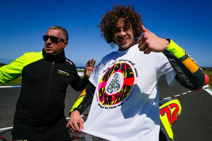 Pembalap Mooney VR46, Marco Bezzecchi, sukses merebut status rookie of the year MotoGP 2022 setelah meraih finis keempat pada MotoGP Australia 2022