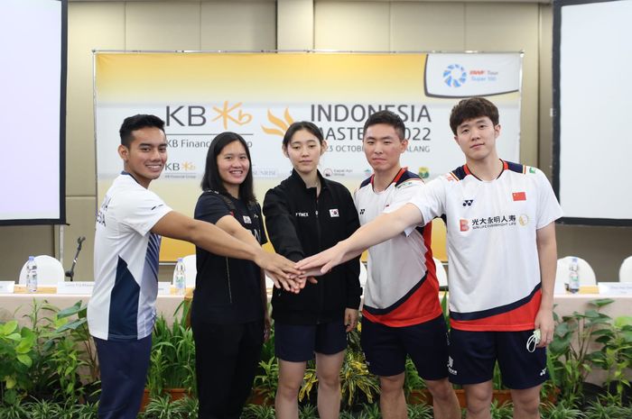 Perwakilan peserta yang akan bertanding pada ajang Indonesia Masters Super 100 yang akan digelar di Platinum Arena, Malang, Jawa Timur, mulai dari 18-23 Oktober 2022.