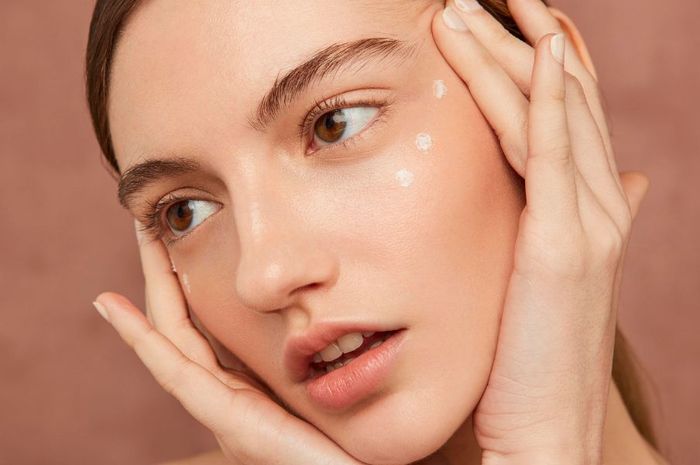 7 Sunscreen SPF 50 Terbaik, Perlindungan Optimal dari Sinar UV! - Stylo