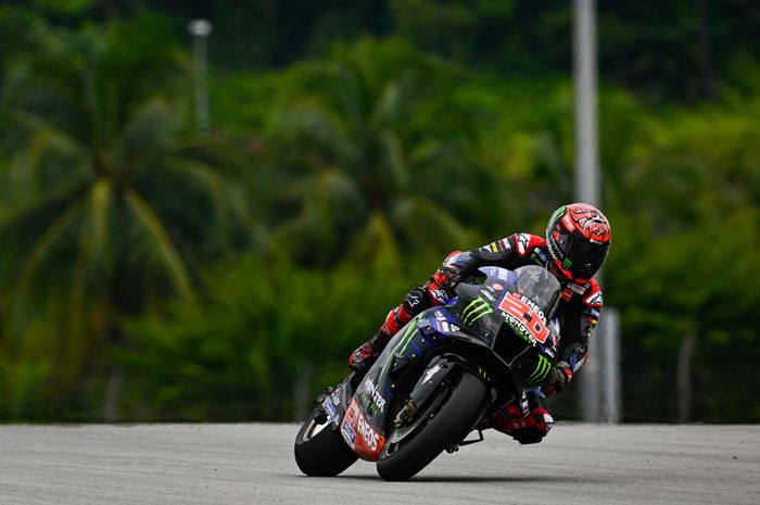 Pembalap Monster Energy Yamaha, Fabio Quartararo saat tampil pada hari pertama MotoGP Malaysia 2022, Jumat (21/10/2022)