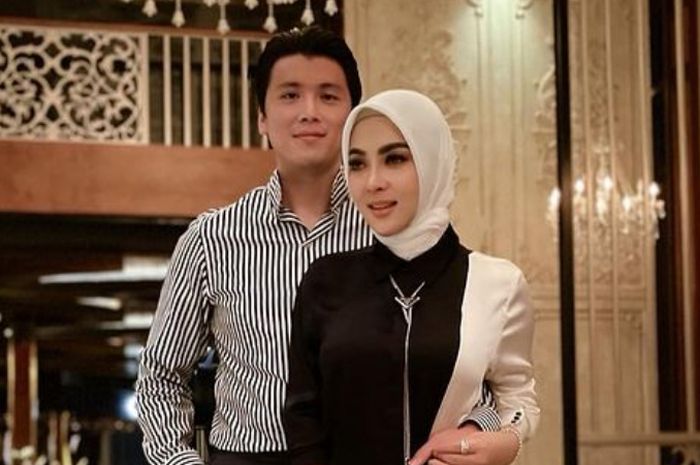 Isu Retaknya Rumah Tangga Syahrini dan Reino Barack Mencuat, Incess