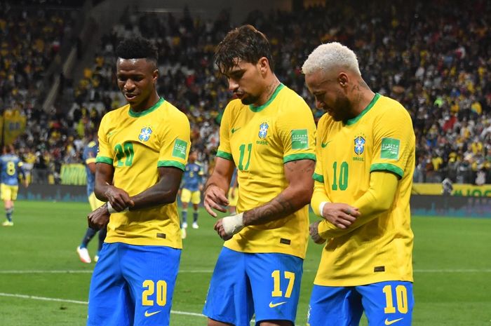 Dari kanan ke kiri: Neymar, Lucas Paqueta, Vinicius Jr., memimpin serangan timnas Brasil di Piala Dunia 2022.