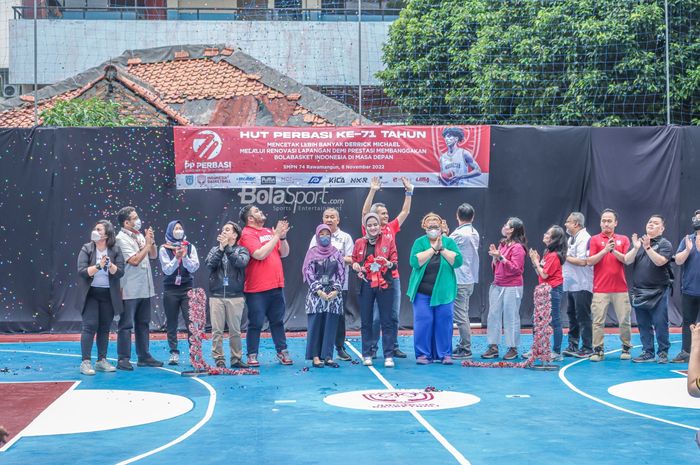 Suasana kemeriahan Ulang Tahun Perbasi di SMP 74 Jakarta, 8 November 2022.