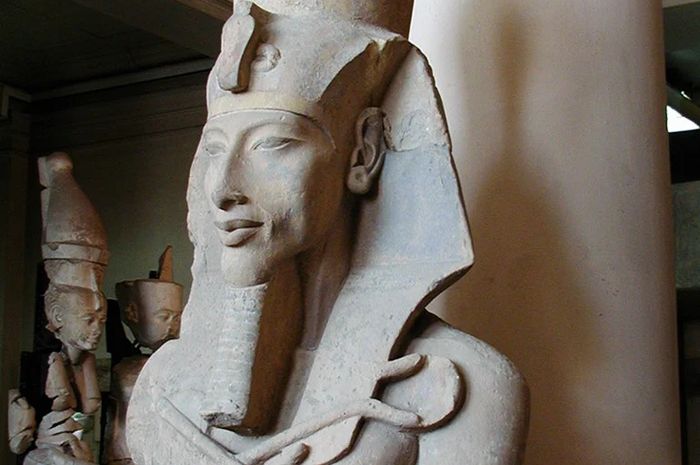inilah-akhenaten-firaun-mesir-kuno-pembawa-agama-baru-yang-dimusuhi-national-geographic