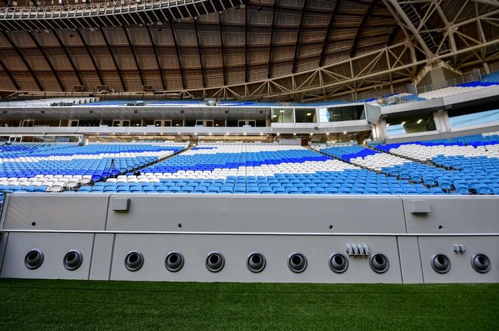 Penampakan tribune dan lubang saluran pendingin suhu di Stadion Piala Dunia 2022, Al-Janoub Stadium, Al Wakrah (25/9/2019).