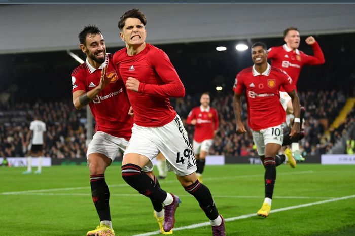 Alejandro Garnacho mencetak gol kemenangan bagi Manchester United dalam kemenangan 2-1 atas Fulham dalam lanjutan Liga Inggris 2022-2023.