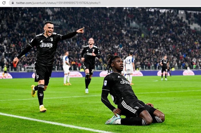 Penyerang Juventus, Moise Kean, merayakan gol ke gawang Lazio dalam giornata 15 Liga Italia 2022-2023 di Stadion Allianz, Minggu (13/11/2022).