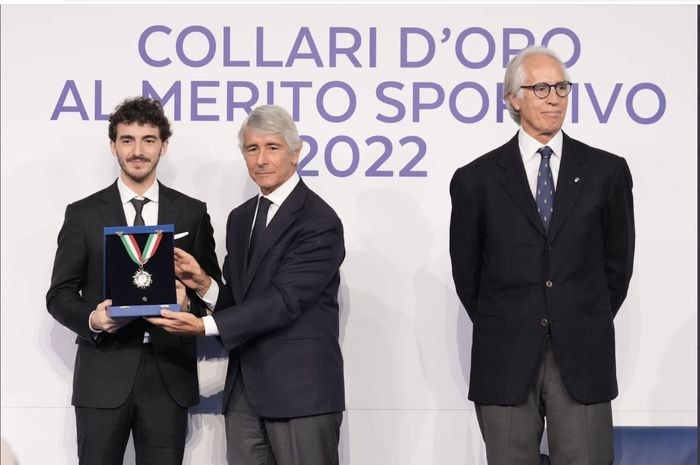 Penganugrahan gelar Collare d'Oro dari Komite Olimpiade Italia (CONI) kepada Francesco Bagnaia