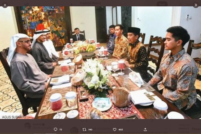 Momen sarapan bersama Presiden UEA dan Presiden Jokowi ditemani Sheikh Mansour dan Kaesang Pangarep.