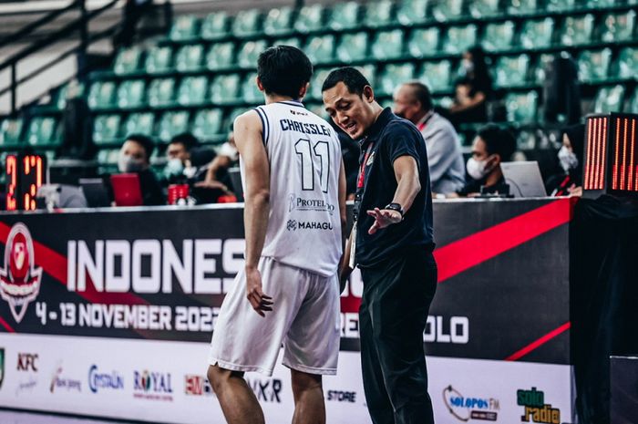 Bumi Borneo Basketball saat berlaga pada turnamen pramusim IBL Indonesia Cup 2022 di GOR Sritex Arena, Surakarta, Jawa Tengah