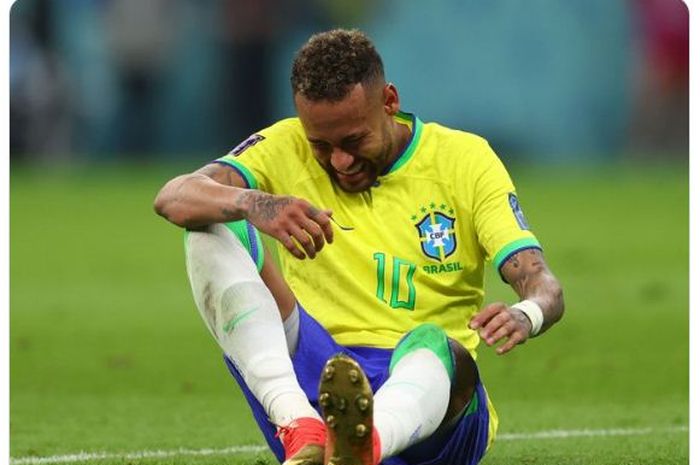 Penyerang andalan timnas Brasil, Neymar, mengalami masalah pada ankle-nya dalam laga menghadapi timnas Serbia