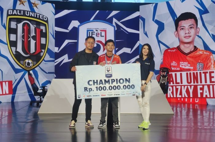 Rizky Faidan sukses membawa Bali United menjadi juara IFeL Liga 1 2022  