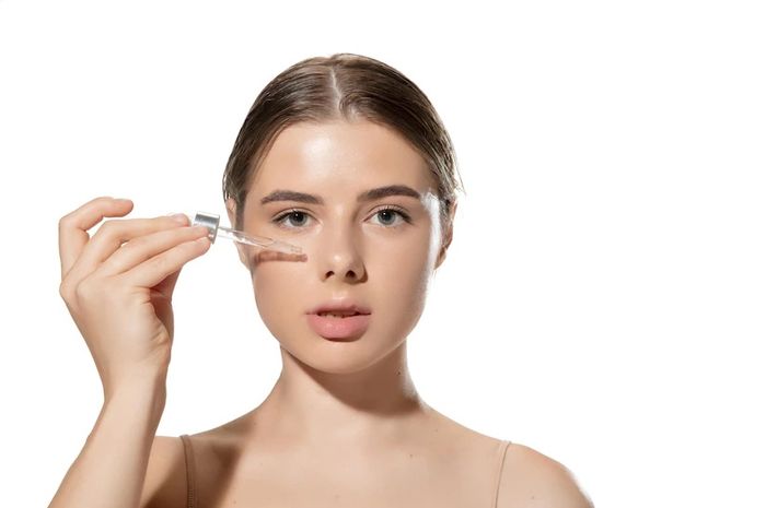 3 Rekomendasi Serum Untuk Kulit Berminyak dan Berjerawat, Simak Yuk