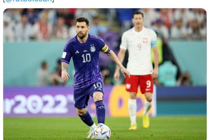 Aksi kapten timnas Argentina, Lionel Messi, dalam laga menghadapi timnas Polandia