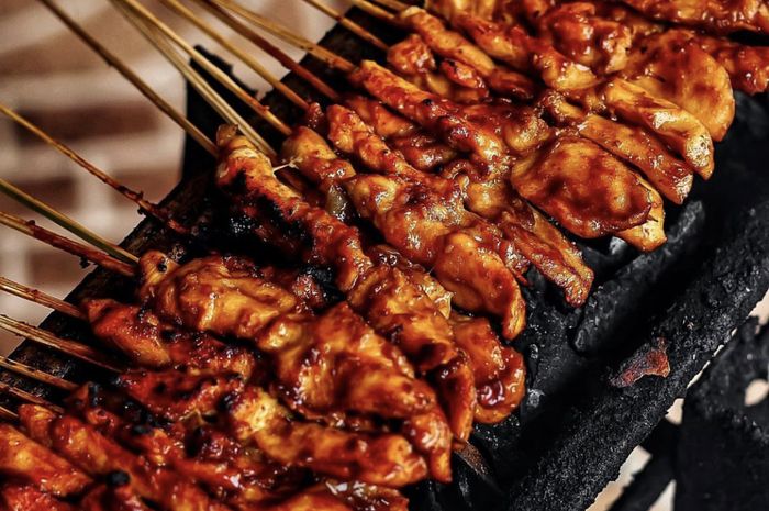 Spesialis Sate Ayam, 7 Tempat Wisata Kuliner di Bogor Cocok Buat Makan
