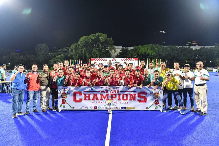 Tim hoki Putra dan Putri Jawa Barat berhasil mengawinkan gelar juara  pada ajang KEJURNAS hoki 2022 yang bergulir di lapangan hoki, Gelora Bung Karno, Senayan, Jakarta, Jumat, 9 Desember 2022