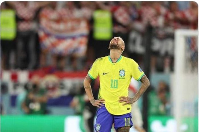 Ekpresi kekecewaan Neymar Jr. usai timnas Brasil tersingkir dari Piala Dunia 2022.