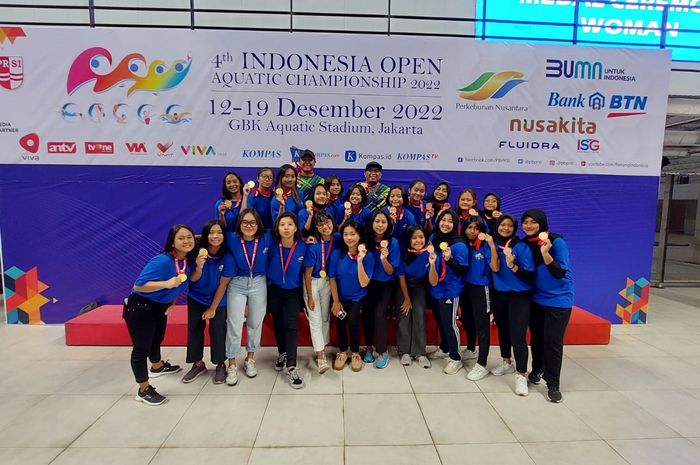 Tim polo air putri Jawa Barat A keluar sebagai juara pada ajang 4th Indonesia Open Aquatic Championship 2022, Selasa (13/12/2022) 