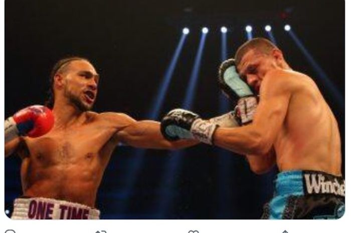 Keith Thurman mengalahkan Jesus Soto Karass dalam duel tinju yang berlangsung pada 14 Desember 2013.