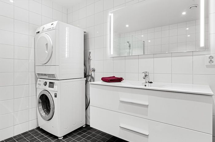 Mesin Cuci Bau Apek dan Berlendir? Begini Cara 'Deep Cleaning' Tabung (Wajib Coba!)