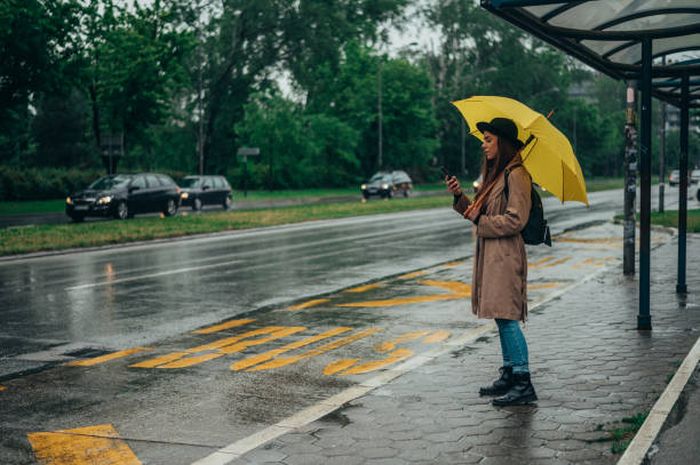 Meski Musim Hujan, Ini 5 Tips Biar Liburan Akhir Tahun Enggak Failed