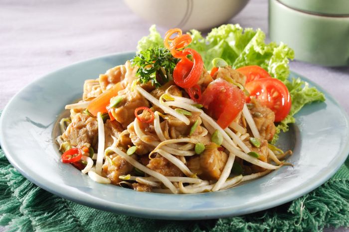 Hidangan tumis tempe petai Cina, cocok untuk menu sahur Ramadhan