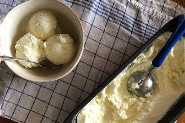 5 Cara Membuat Es Krim Sendiri di Rumah, Tanpa Mesin Es Krim Hasilnya