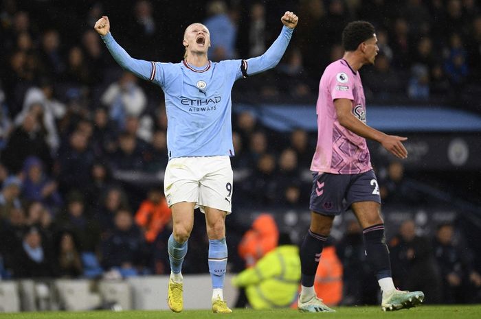 Striker Manchester City, Erling Haaland (9)