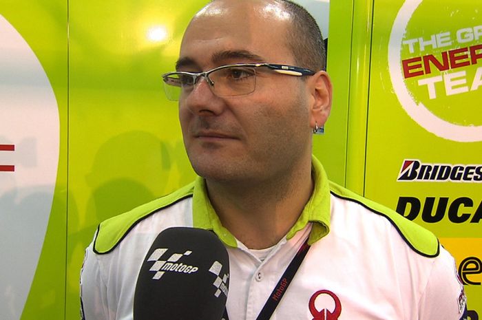 Fabiano Sterlacchini ketika masih menjadi Direktur Teknis di Pramac Racing pada MotoGP 2010