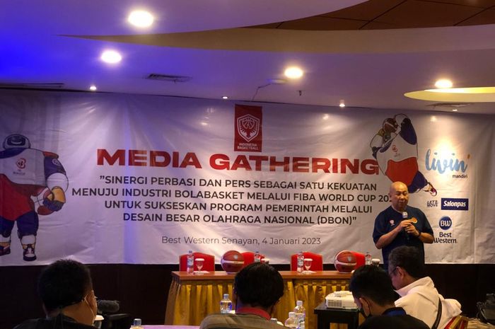 Ketua Umum PP Perbasi, Danny Kosasih, pada acara Media Gathering yang berlangsung di kawasan Senayan, Jakarta, Rabu (4/1/2022).