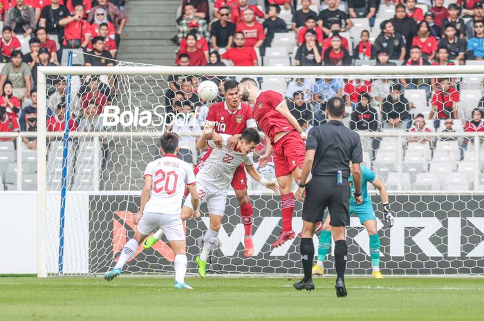 Suasana pertandingan antara timnas Indonesia Vs Vietnam di Stadion Utama Gelora Bung Karno (SUGBK), Senayan, Jakarta.