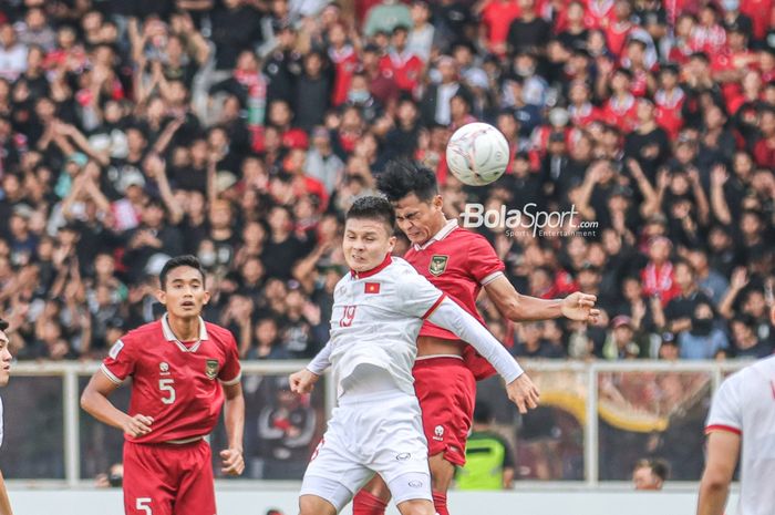 Pratama Arhan pada semifinal Piala AFF 2023 antara timnas Indonesia vs Vietnam di Stadion Utama Gelora Bung Karno, Senayan, Jakarta, Jumat (6/1/2023)