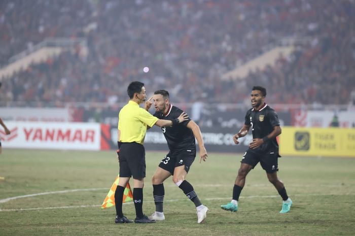 Jumlah menit di mana bola aktif dimainkan sangat sedikit kala Timnas Indonesia bertandang ke markas Vietnam di Stadion My Dinh, Hanoi pada Jumat (6/1/2023)