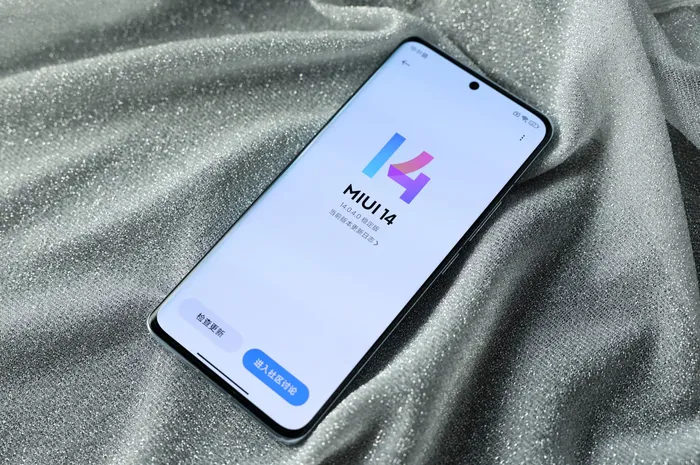Contoh yang menunjukkan pembaruan MIUI 14 pada ponsel Xiaomi