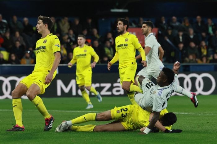 Duel Villarreal versus Real Madrid pada babak 16 besar Copa del Rey 2022-2023.