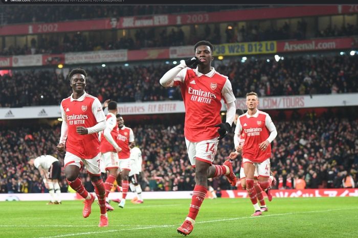 Selebrasi striker Arsenal, Eddie Nketiah (14), usai mencetak gol kemenangan ke gawang Manchester United di Emirates Stadium pada partai pekan ke-21 Liga Inggris 2022-2023.