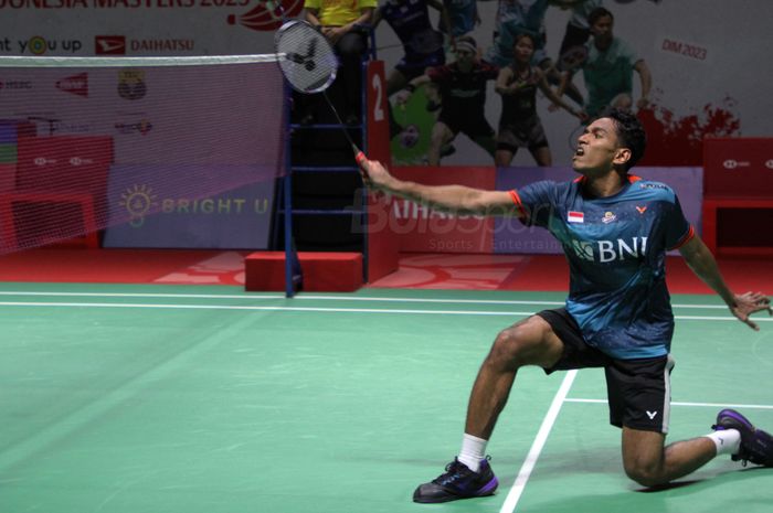 Pebulu tangkis tunggal putra Indonesia, Chico Aura Dwi Wardoyo pada pertandingan babak pertama Indonesia Masters 2023 di Istora Gelora Bung Karno, Senayan, Jakarta Pusat pada hari Rabu (25/1/2023)