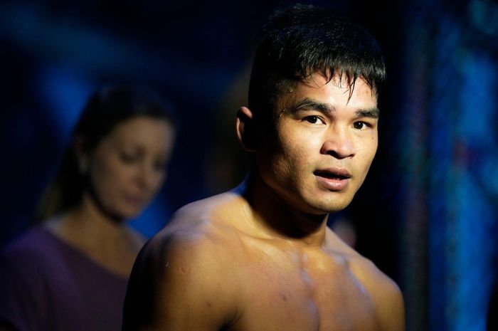 Petarung MMA Indonesia, Jeka Saragih, akan tampil pada laga final Road to UFC