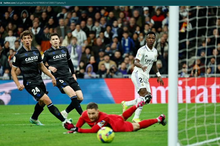Real Madrid dan Real Sociedad harus puas berbagi angka pada laga pekan ke-19 Liga Spanyol usai duel di Santiago Bernabeu berakhir 0-0.