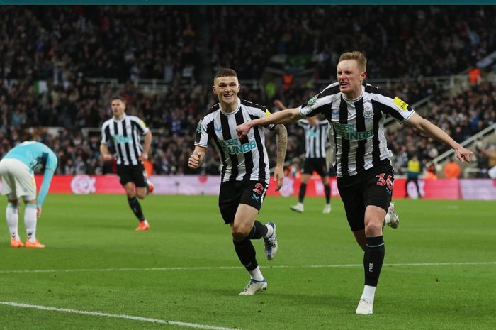 Sean Longstaff melakukan selebrasi usai membobol gawang Southampton sekaligus membawa Newcastle United menang 2-1 pada laga semifinal leg kedua Piala Liga Inggris, Selasa (31/1/2023) atau Rabu dini hari WIB.