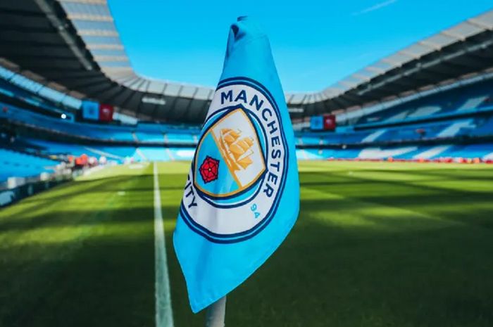 Manchester City diduga melakukan pelanggaran finansial oleh Premier League dengan tuduhan lebih dari 100 selama sembilan musim.