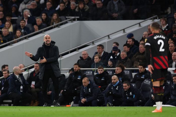 Pelatih Manchester City, Pep Guardiola, menyebut klubnya berusaha mendobrak hierarki Liga Inggris karena tidak berstatus pemain lama.