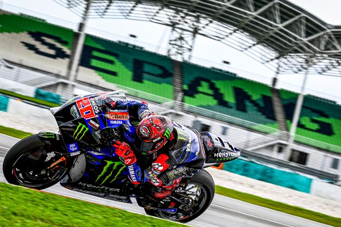 Pembalap Monster Energy Yamaha, Fabio Quartararo pada hari kedua tes pramusim  MotoGP 2023 di Sirkuit Sepang, Malaysia, Minggu (12/2/2023)
