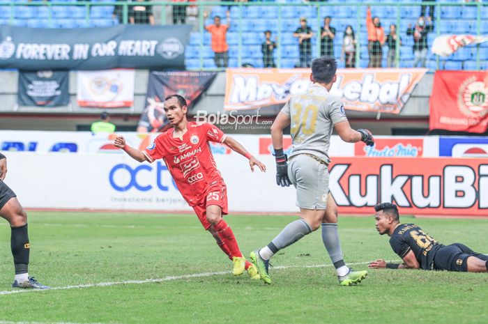 Pemain Persija Jakarta, Riko Simanjuntak menjadi salah satu pemain yang dipanggil ke timnas Indonesia untuk memperkuat skuad Garuda di FIFA Matchday
