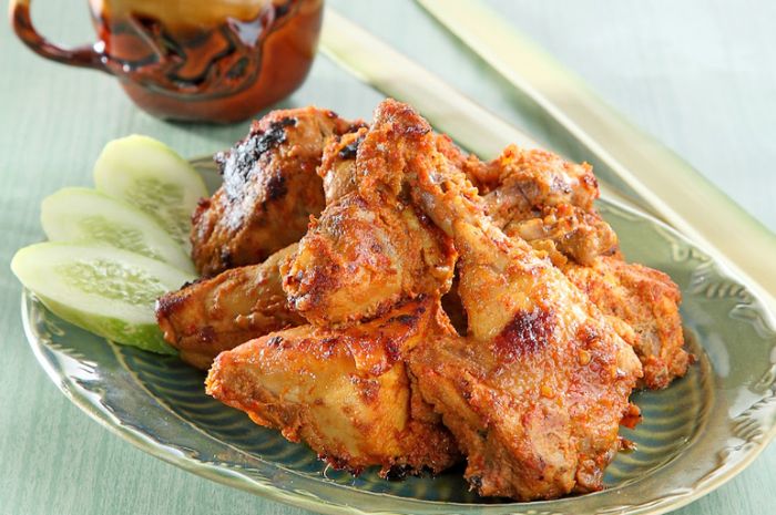 Resep ayam bakar Padang untuk menu buka puasa.