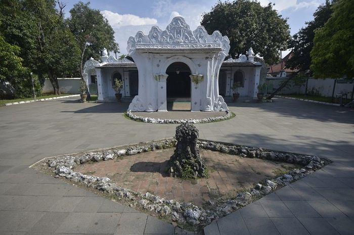 keraton kasepuhan cirebon