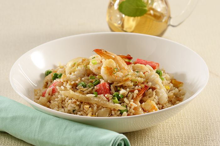 Hidangan nasi goreng marinara untuk menu sahur Ramadhan