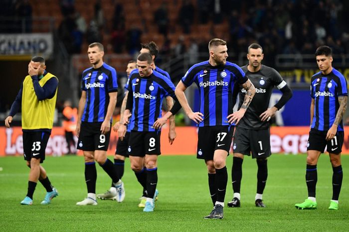 Inter Milan keok di tangan Spezia pada pekan 26 Liga Italia (10/3/2023), resmi jalani salah satu musim terburuk soal jumlah kekalahan.