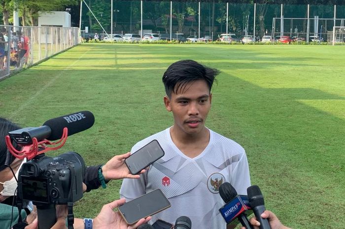 David Maulana saat ditemui seusai latihan timnas U-22 Indonesia di Lapangan A, Senayan, Jakarta Pusat, Sabtu (11/3/2023).